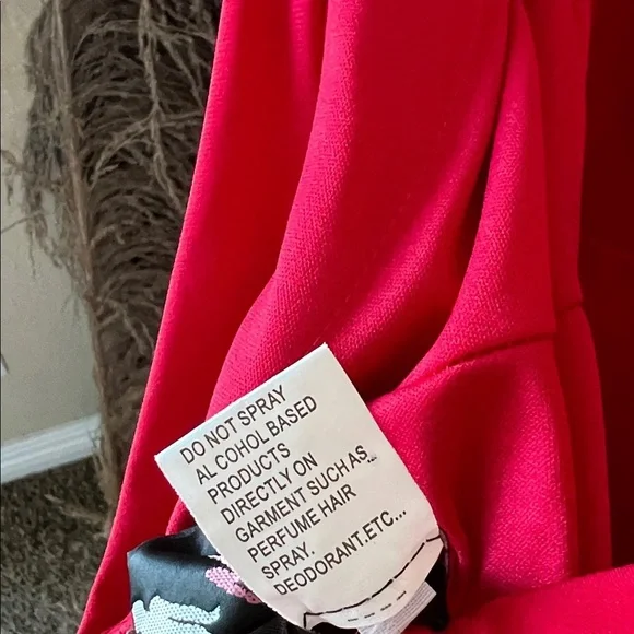 NWT Mac Duggal Red v neck gathered back gown 12336 - Picture 13 of 13